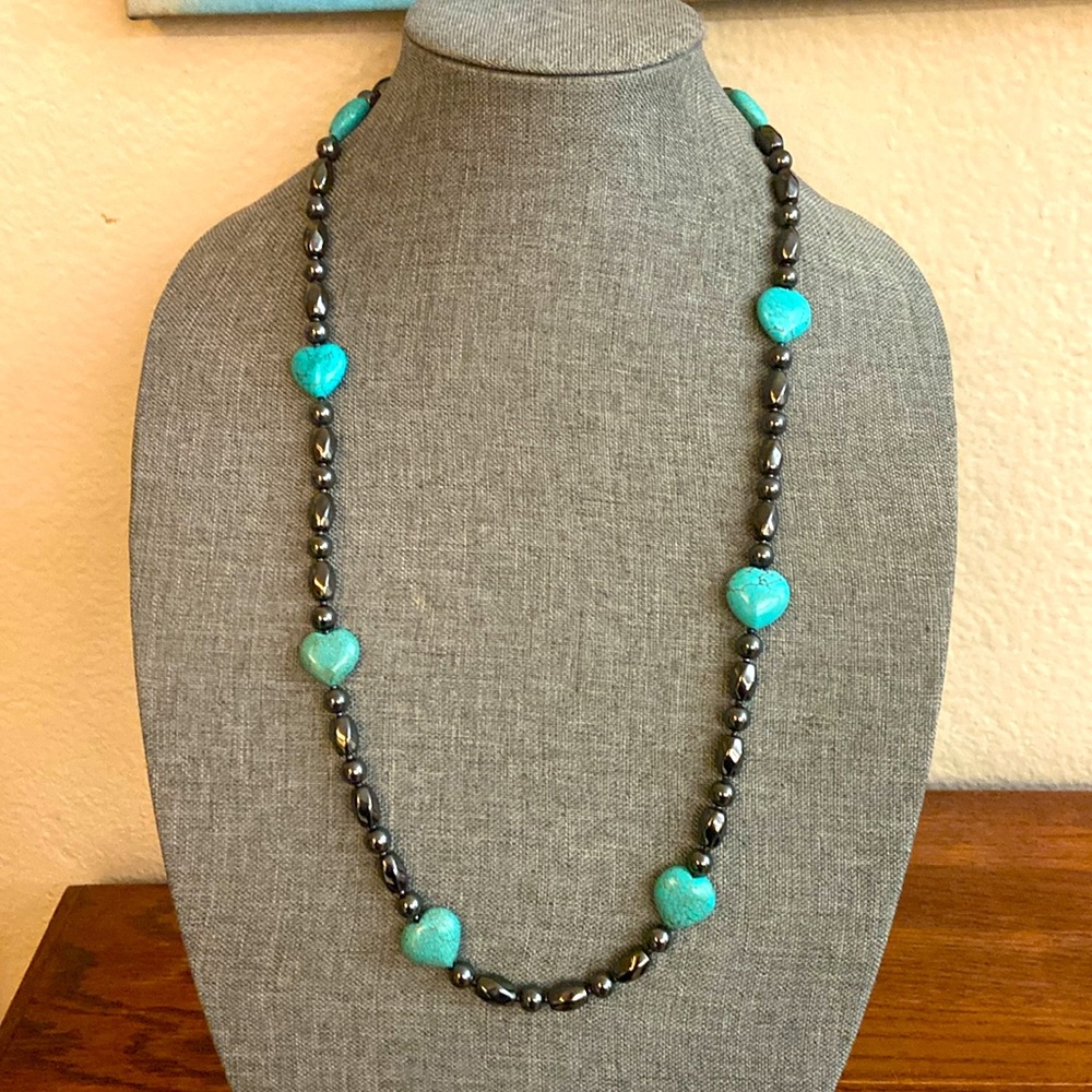 Vintage Hematite Beads & Dyed Howlite Hearts Stone Necklace